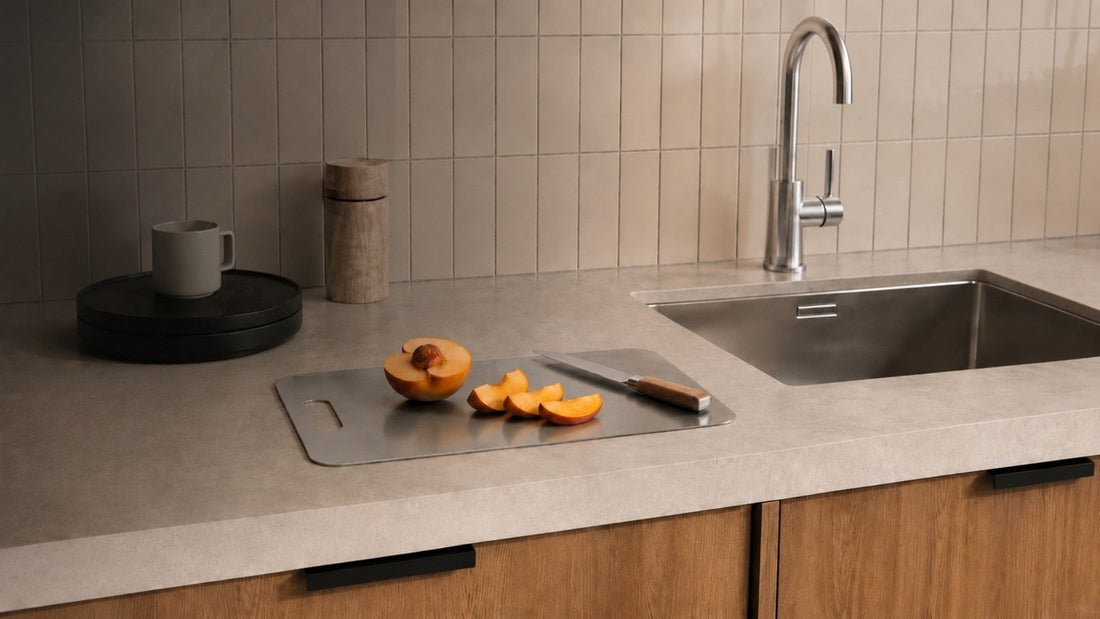 ¿Por qué incorporar una tabla de acero inoxidable en tu cocina?