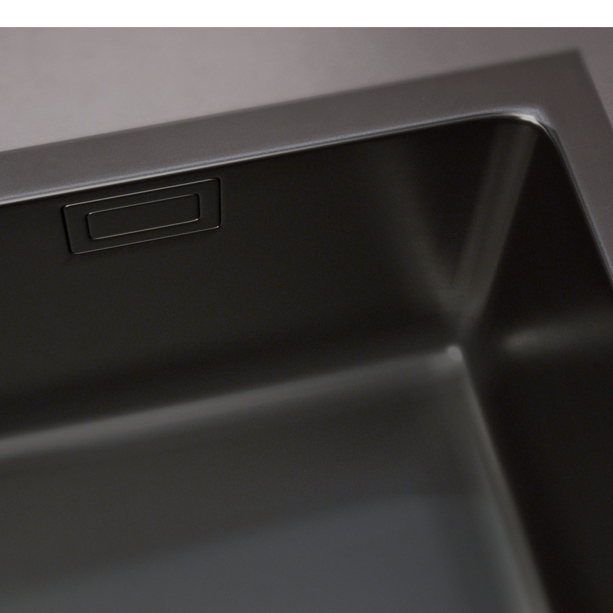 Essentia simple 670B