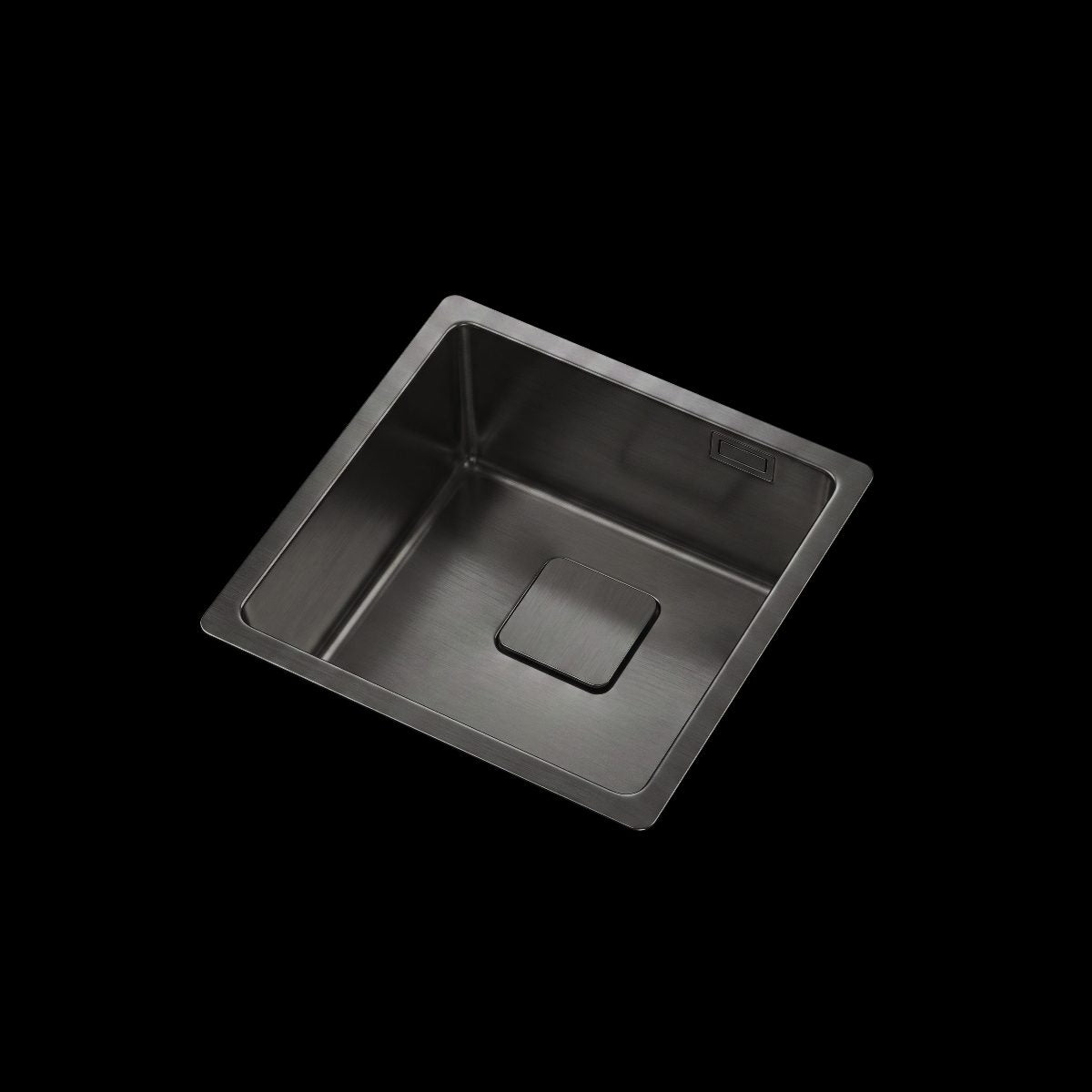 Essentia 640 negra